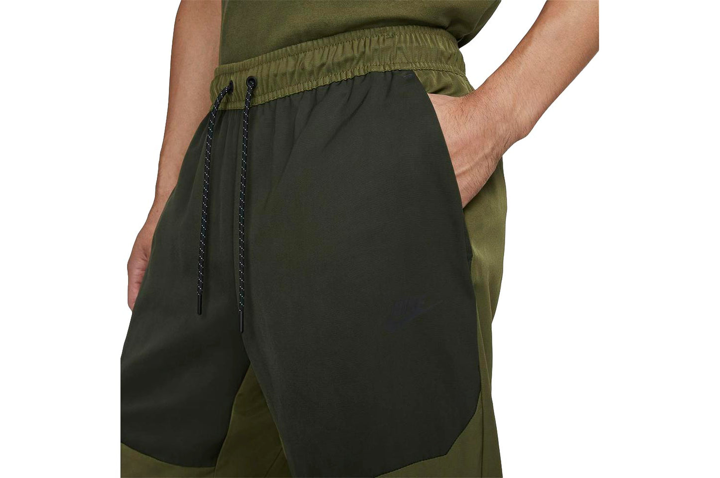 Tech Essentials Repel Pants