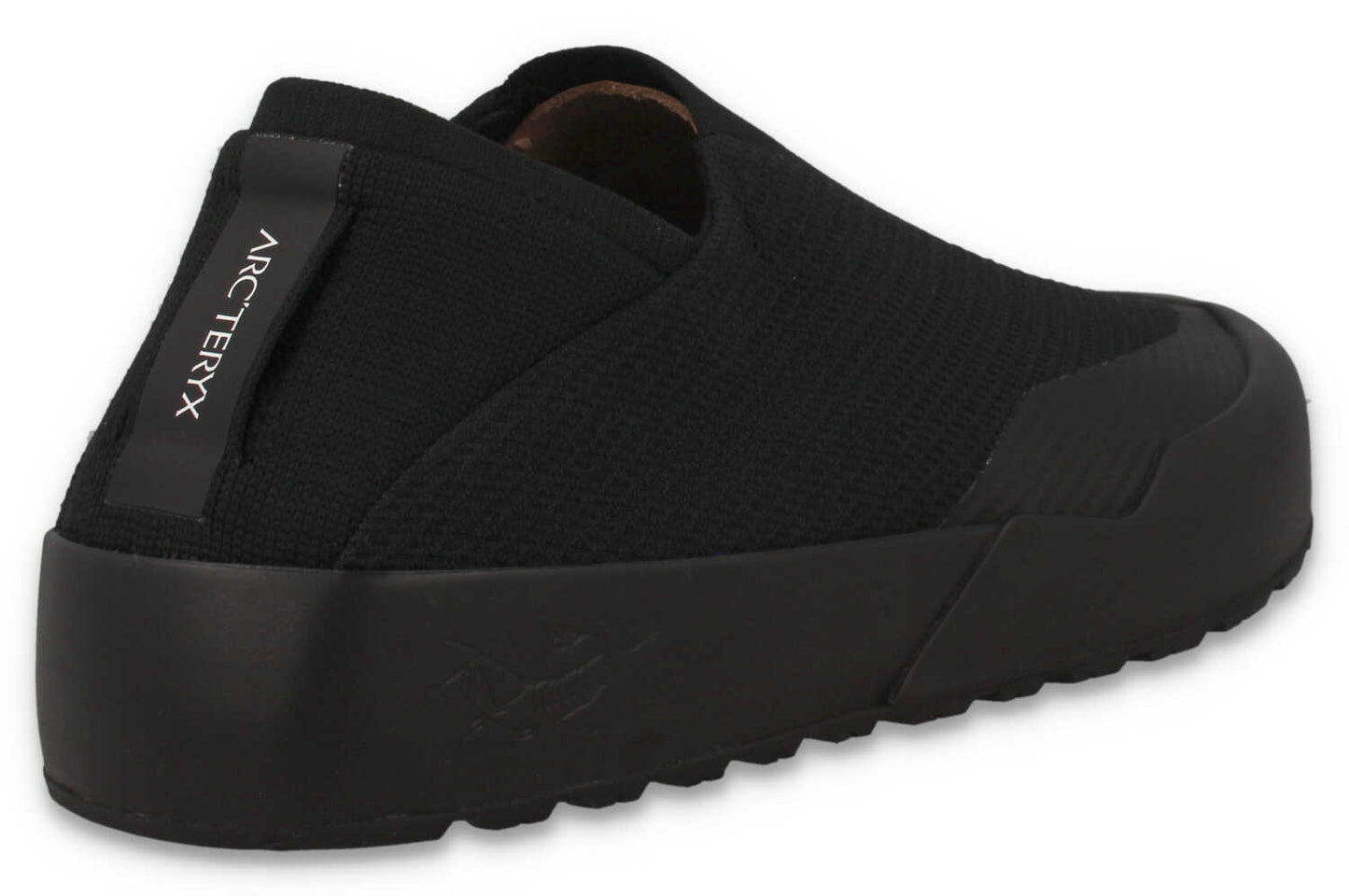 Arc'teryx Kragg Zustiegsschuh in Schwarz – Schräge Ansicht von hinten