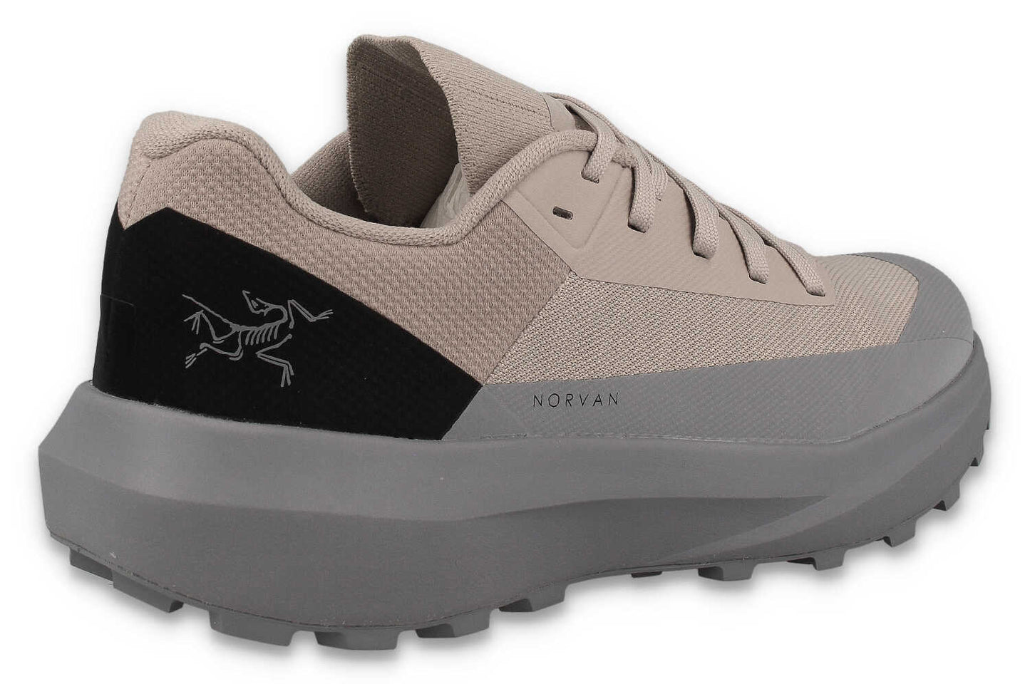 Arc'teryx Norvan LD 4 Damen Trailrunningschuh in Grau Beige – Ansicht schräg hinten