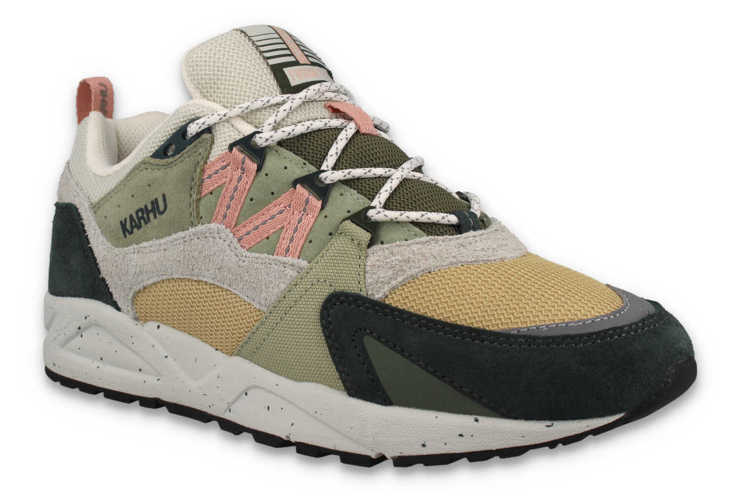 Fusion 2.0 - Schrittmacher Sneakerhandlung
