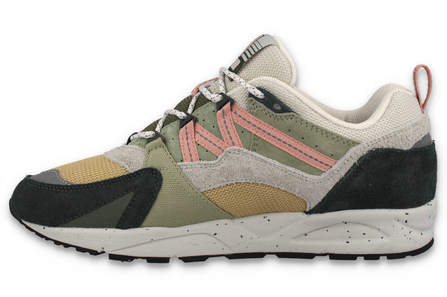 Fusion 2.0 - Schrittmacher Sneakerhandlung