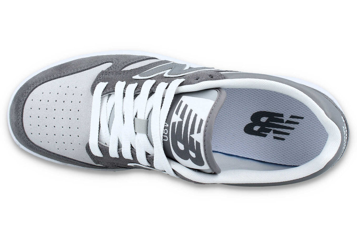 BB 480 LEC - Schrittmacher Sneakerhandlung