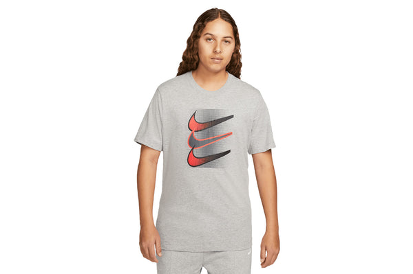 nike triple swoosh t shirt