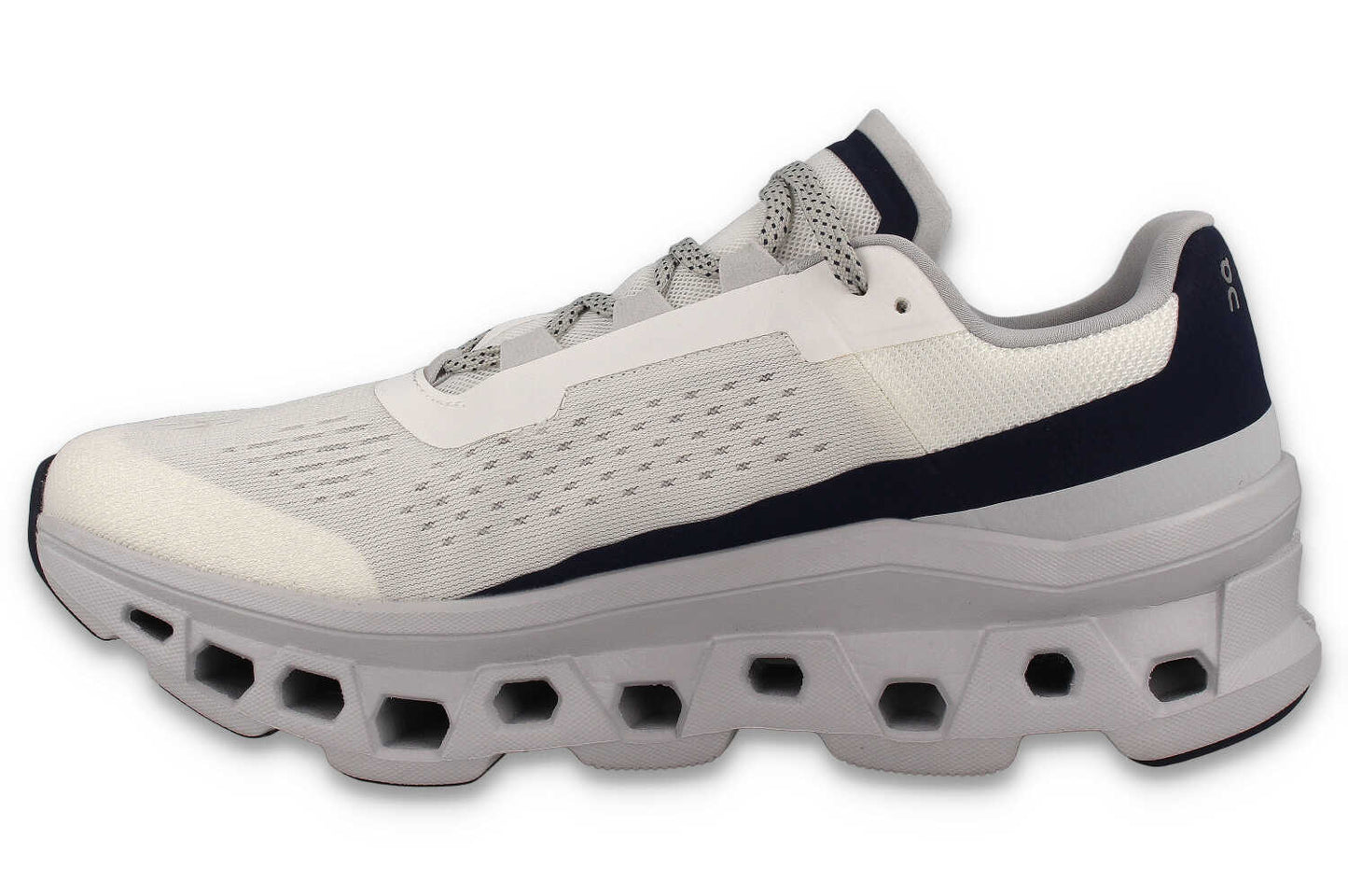 Cloudmonster 1 - Schrittmacher Sneakerhandlung
